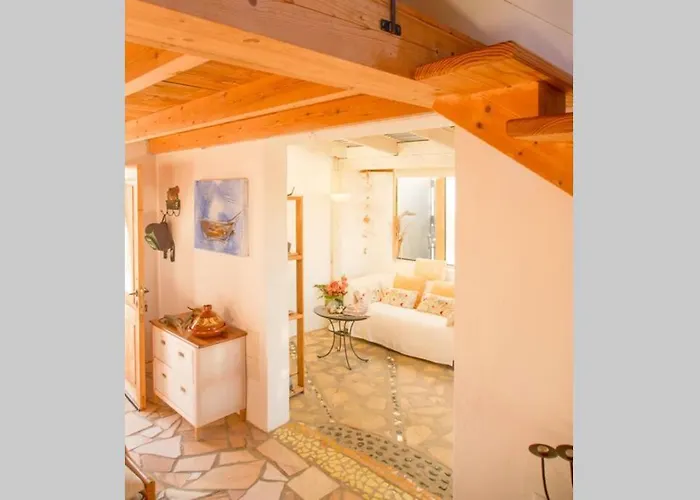 公寓 Romantica Fuego - Eco Retreat Artis Tirma 塔拉哈勒赫